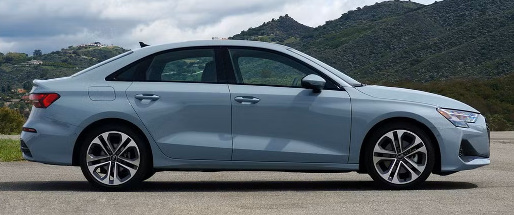 Used 2025 Audi A3 2.0T Premium AWD/4WD image 6