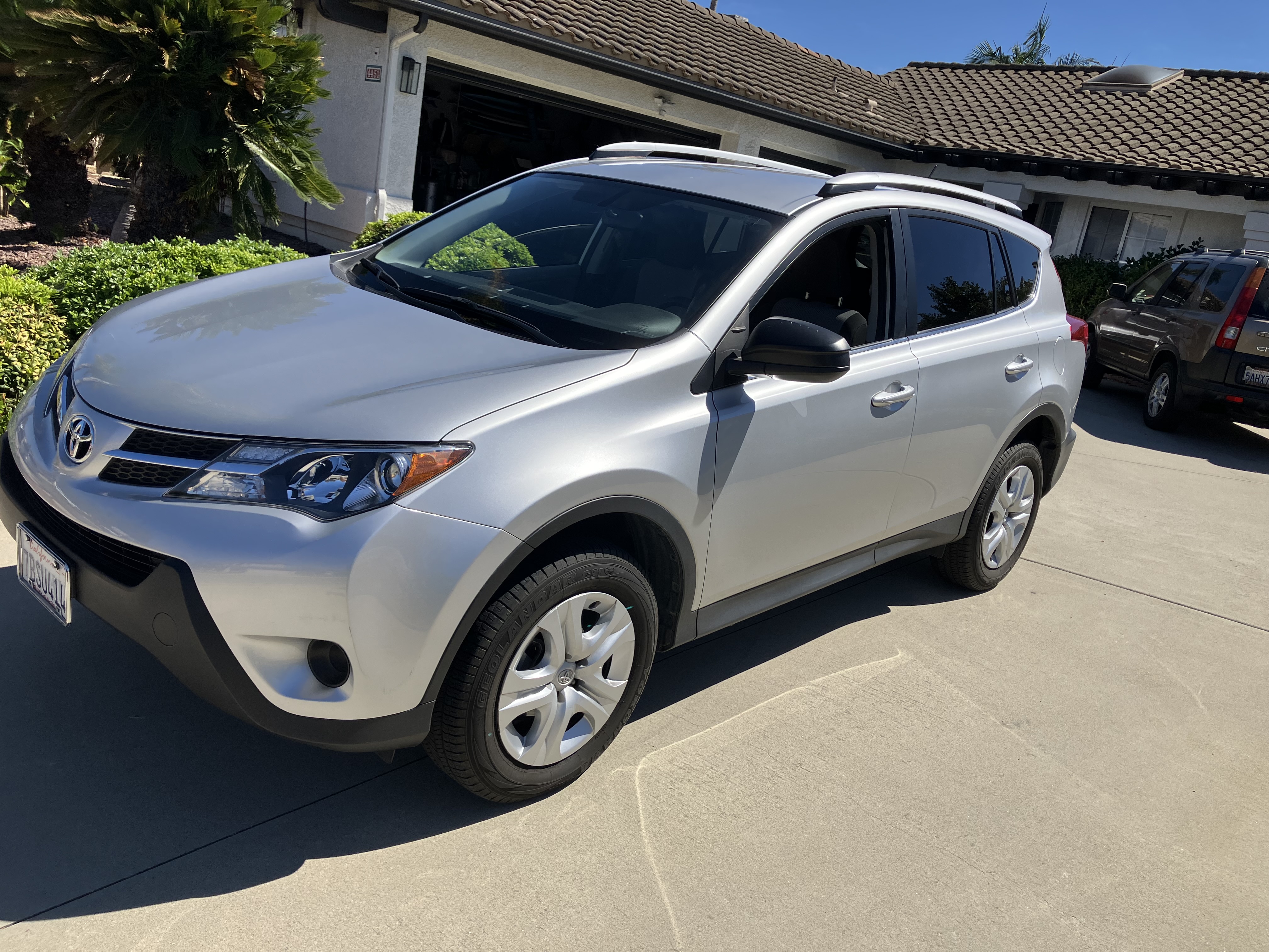 Used 2013 Toyota RAV4 LE FWD image 5