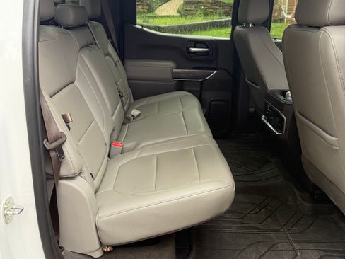 Used 2019 Chevrolet Silverado 1500 LTZ w/ LTZ Plus Package image 6