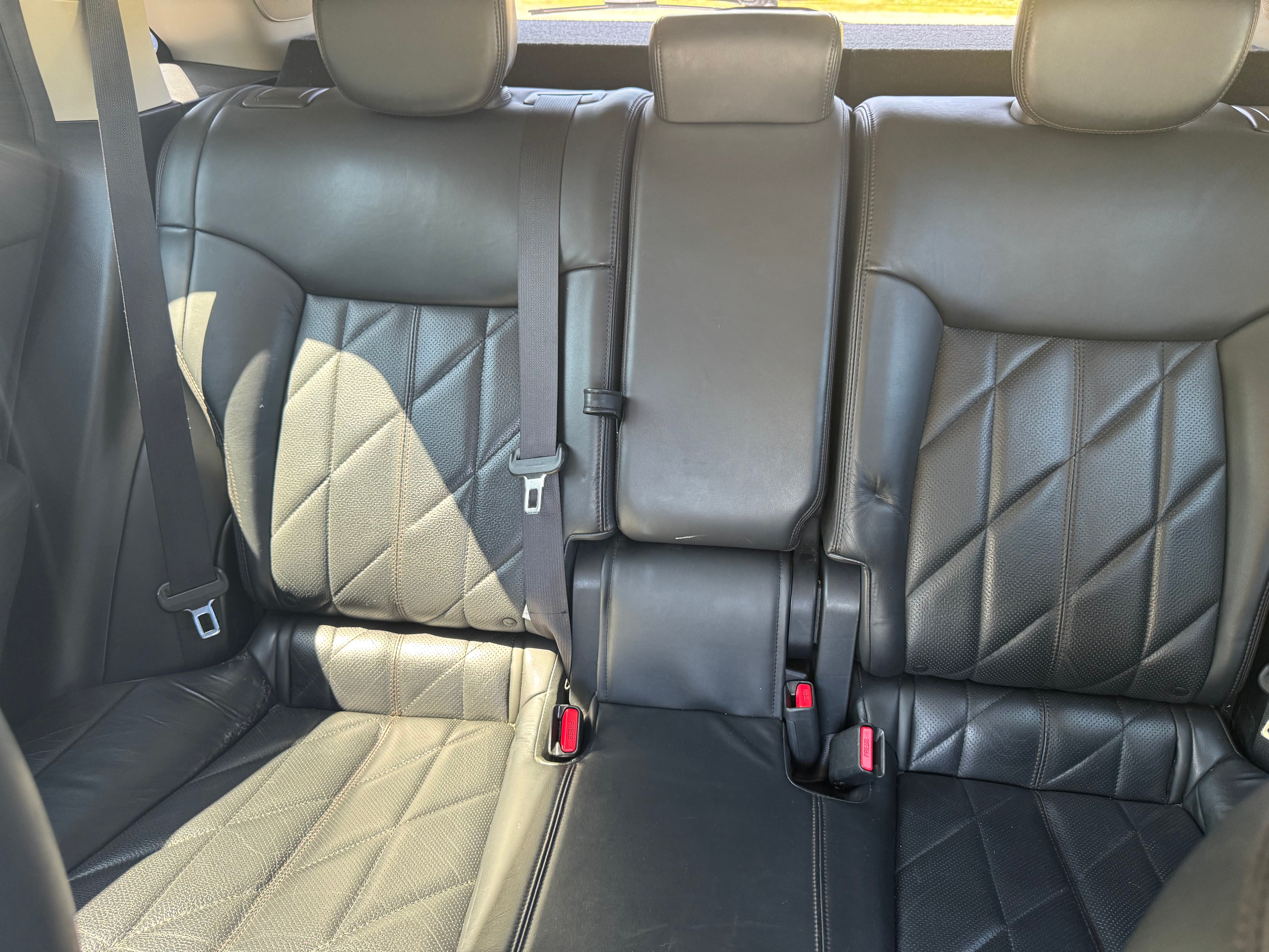 Used 2014 INFINITI QX70 AWD w/ Premium Package image 14