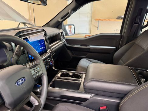 Used 2025 Ford F150 STX w/ Equipment Group 200A image 13