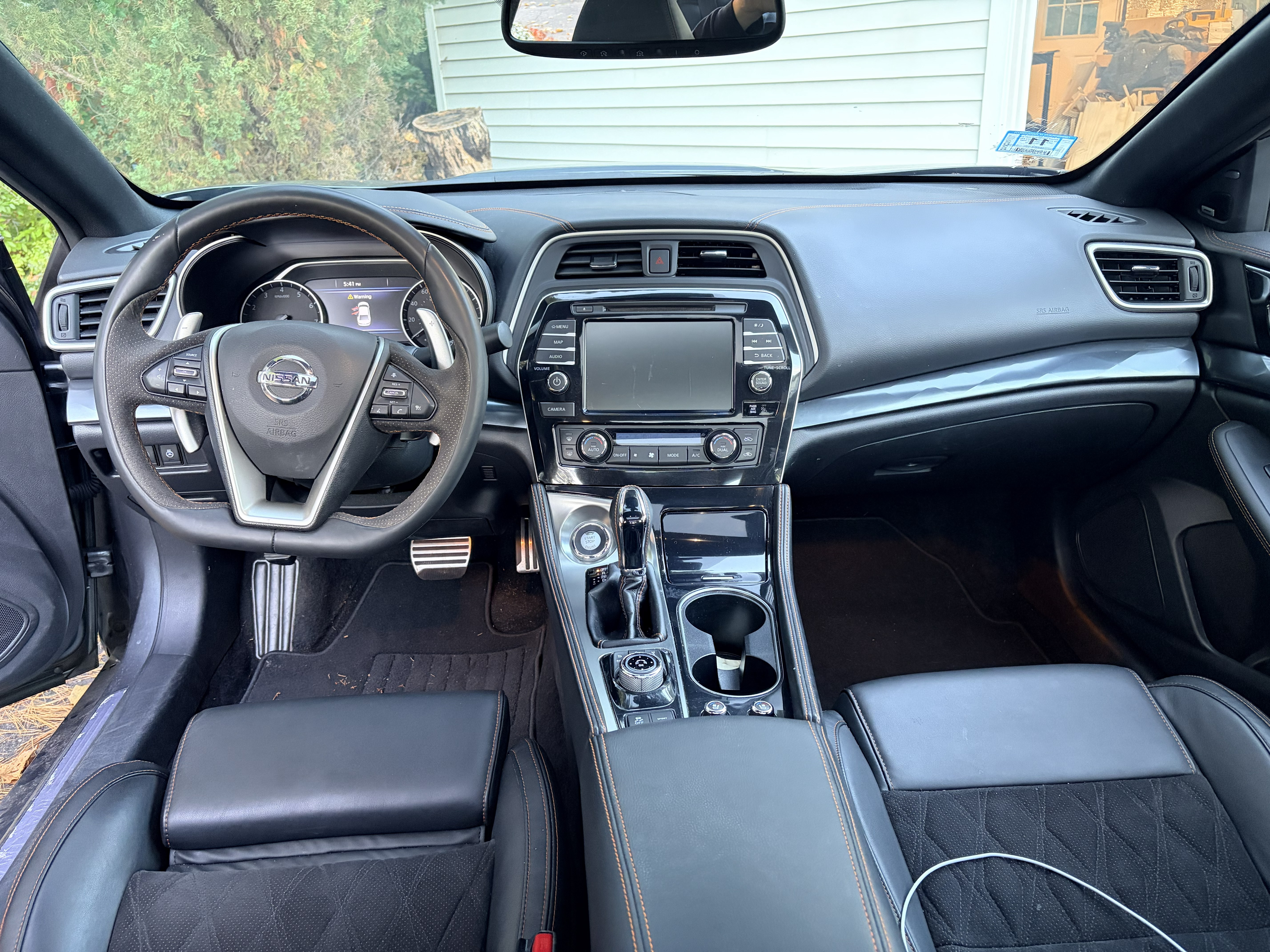 Used 2019 Nissan Maxima SR w/ Premium Package FWD image 12