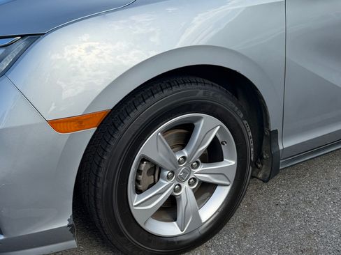 Used 2019 Honda Odyssey EX-L image 2
