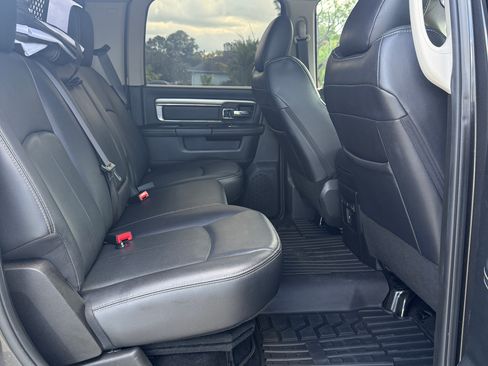Used 2018 RAM 2500 Laramie w/ Sport Appearance Group AWD/4WD image 17