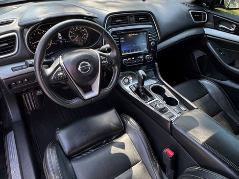 Used 2017 Nissan Maxima 3.5 SL FWD image 10
