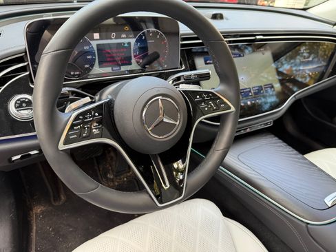 Used 2024 Mercedes-Benz E 450 4MATIC Sedan image 1