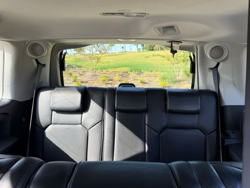 Used 2011 Honda Pilot Touring image 11