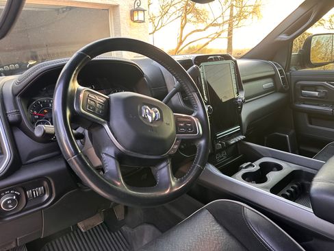 Used 2020 RAM 2500 Laramie w/ Night Edition image 12