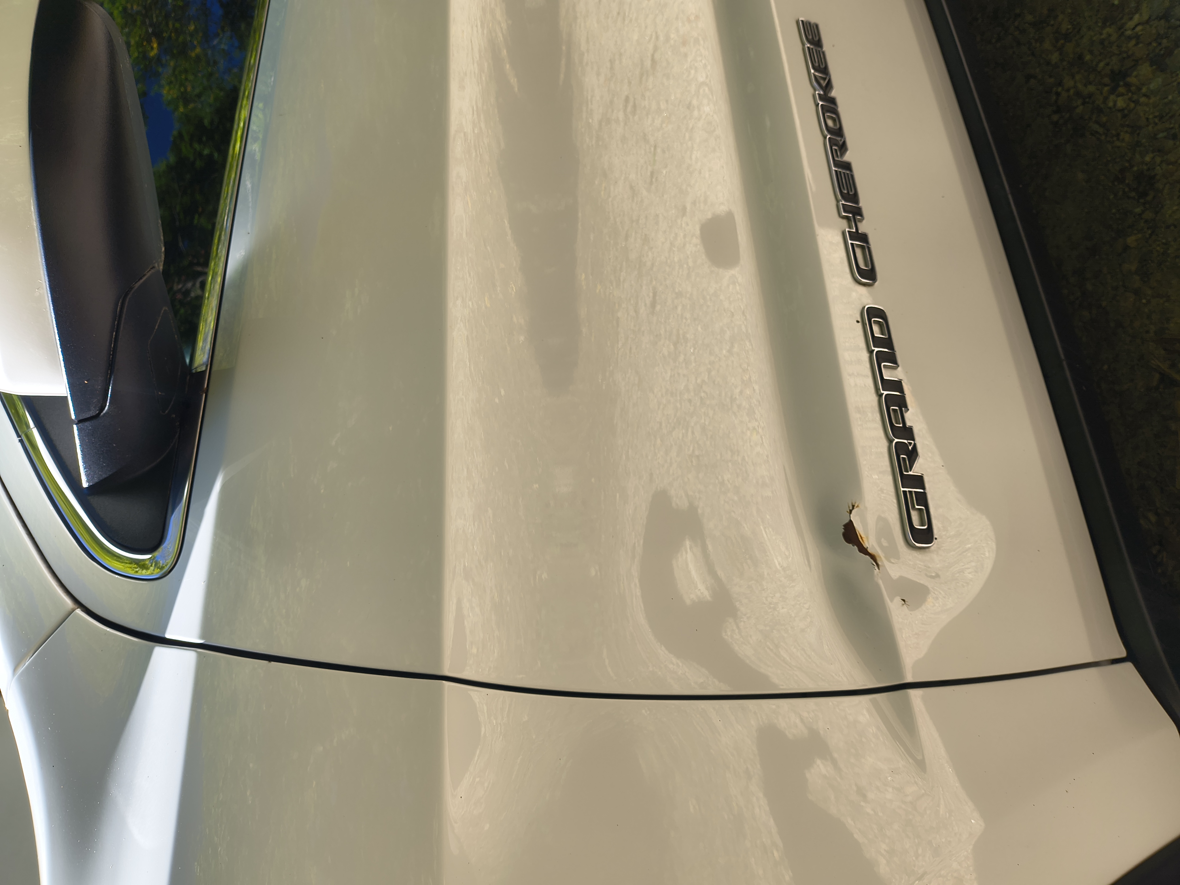Used 2019 Jeep Grand Cherokee Laredo AWD/4WD image 7