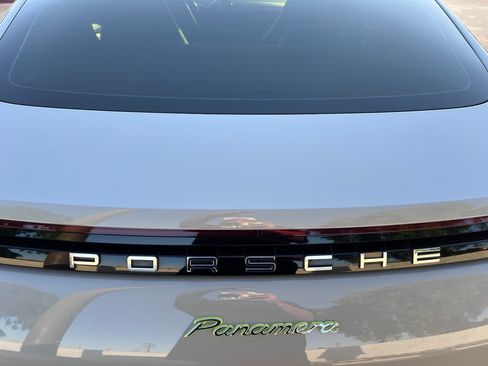 Used 2019 Porsche Panamera image 8