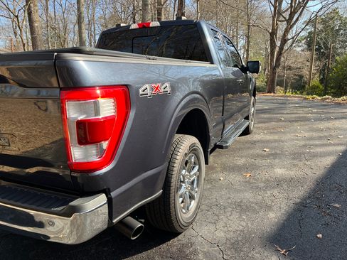 Used 2021 Ford F150 Lariat w/ Equipment Group 502A High image 4