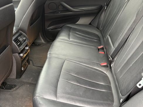 Used 2015 BMW X5 xDrive35i image 11