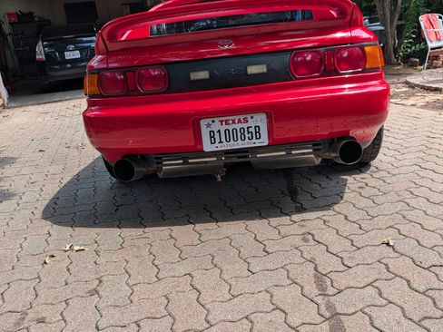 Used 1993 Toyota MR2 RWD image 10
