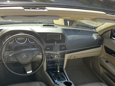 Used 2011 Mercedes-Benz E 350 Cabriolet image 13