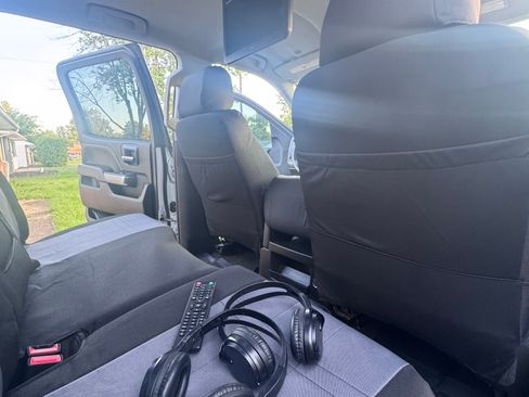 Used 2017 Chevrolet Silverado 2500 LT w/ LT Fleet Convenience Package AWD/4WD image 13