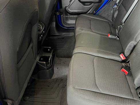 Used 2020 Jeep Wrangler Unlimited Sport AWD/4WD image 15