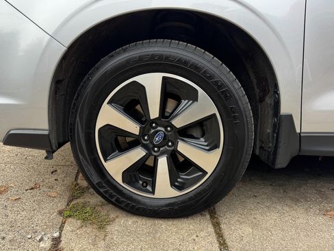 Used 2018 Subaru Forester 2.5i Premium image 4