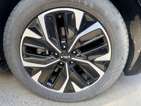 Used 2022 Kia EV6 Wind w/ Wind Technology Package AWD/4WD image 15