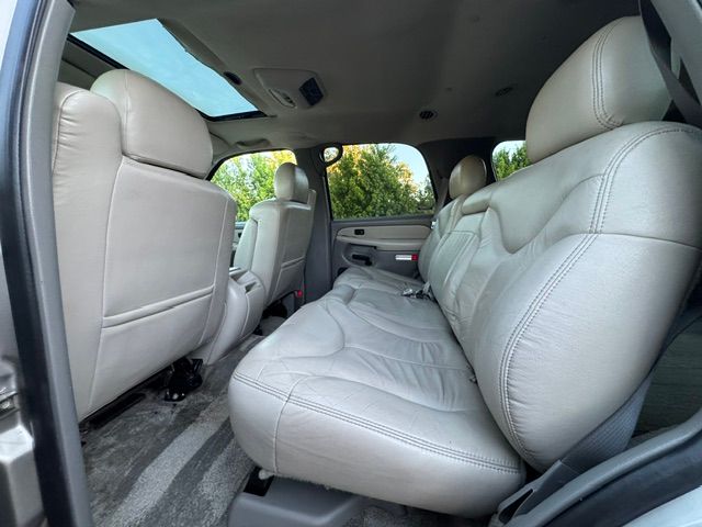 Used 2000 GMC Yukon SLT w/ SLT Marketing Opt Pkg AWD/4WD image 12