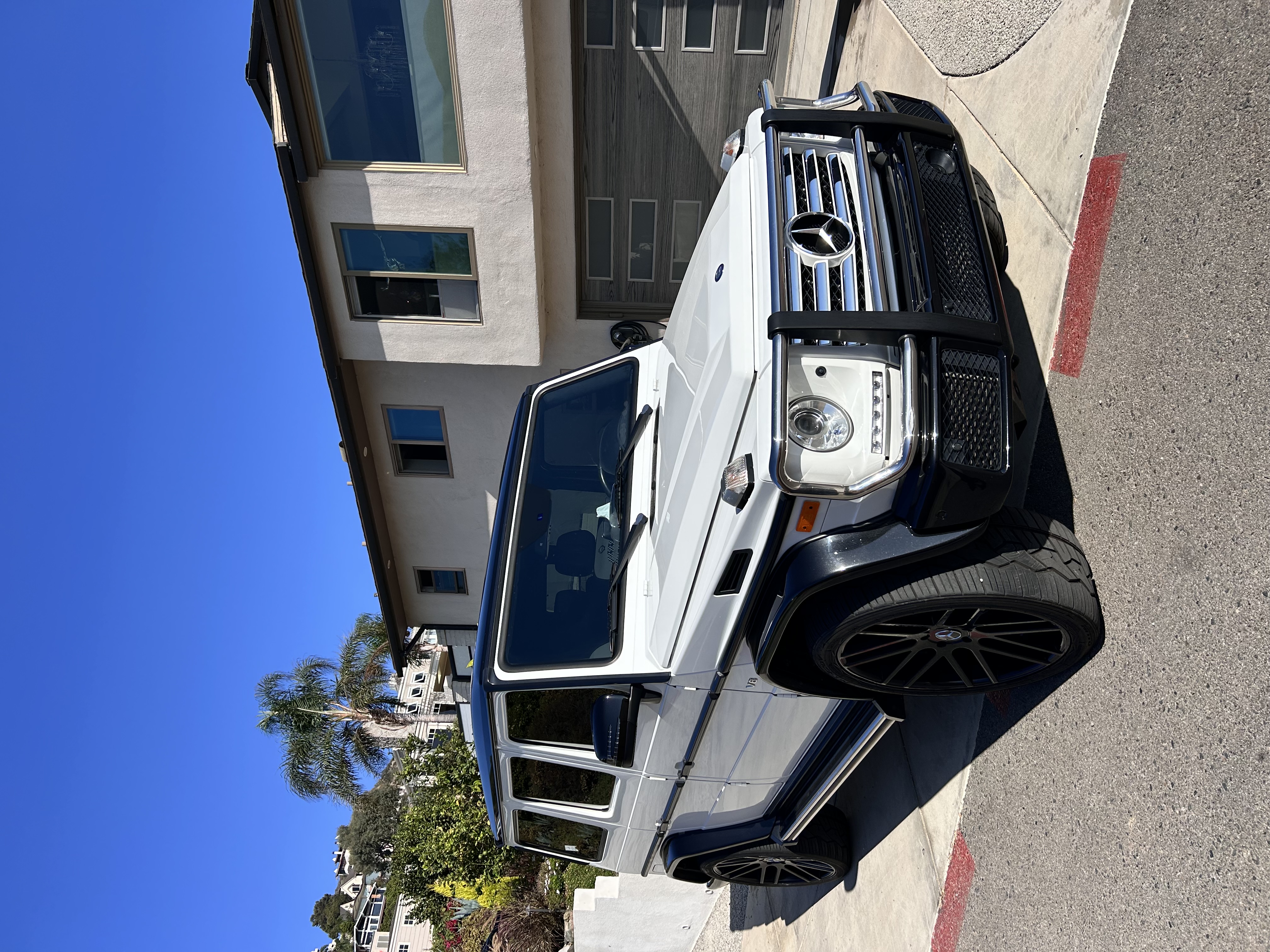 Used 2017 Mercedes-Benz G 550 image 32