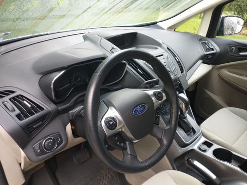 Used 2014 Ford C-MAX SE FWD image 24