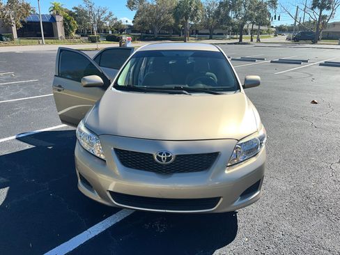 Used 2010 Toyota Corolla LE image 6