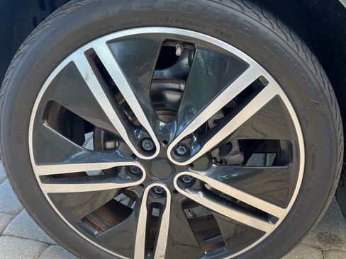 Used 2016 BMW i3 w/ Range Extender image 9