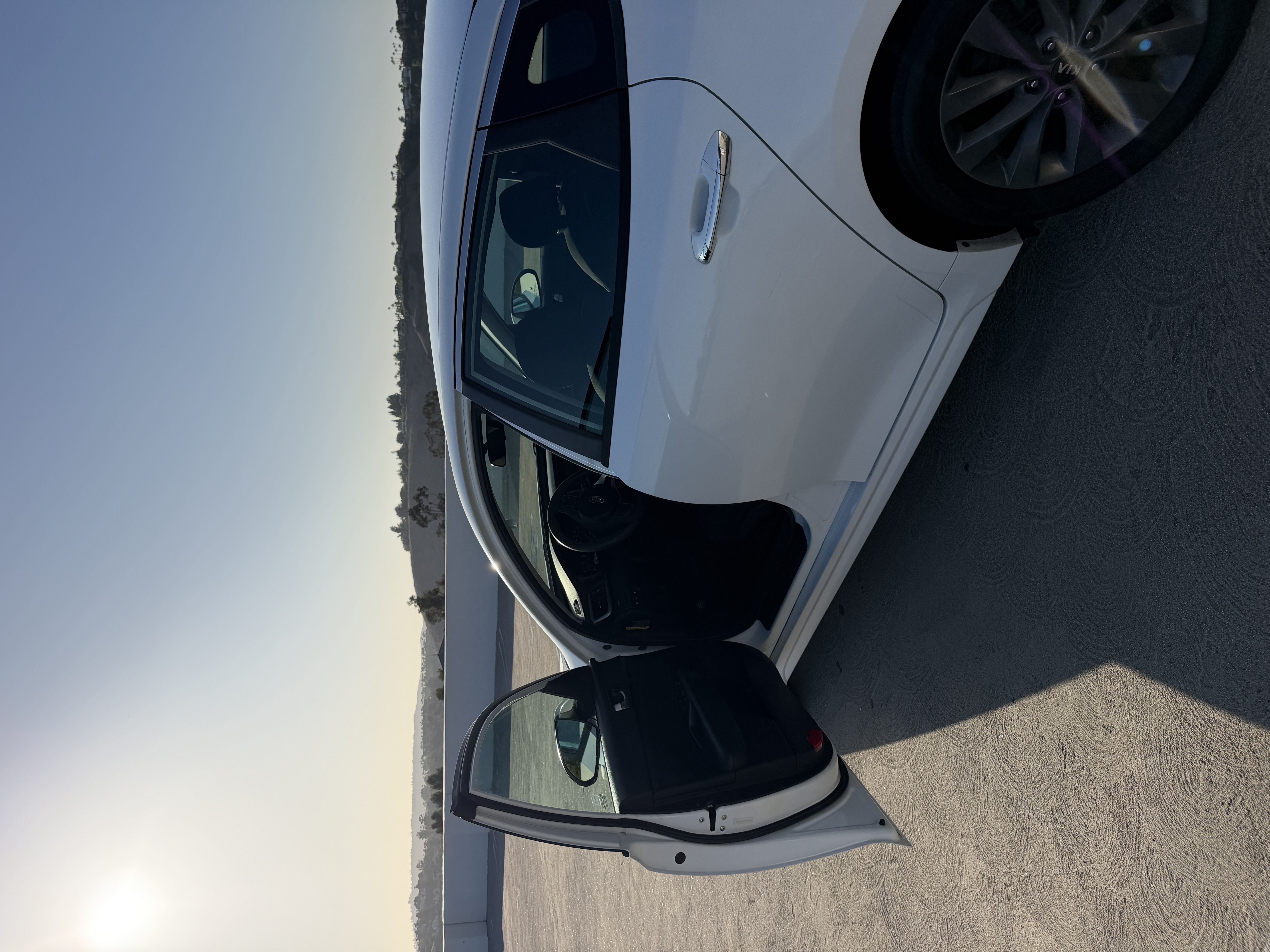 Used 2016 Kia Optima LX FWD image 14