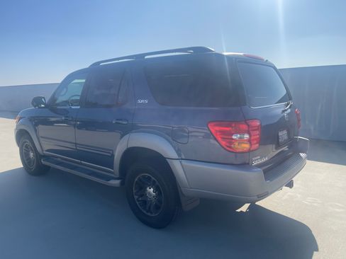 Used 2003 Toyota Sequoia SR5 image 4