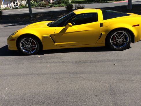 Used 2007 Chevrolet Corvette Z06 w/ Preferred Equipment Group image 15