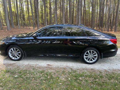 Used 2021 Honda Accord LX image 10