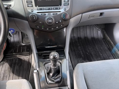 Used 2007 Honda Accord SE image 16