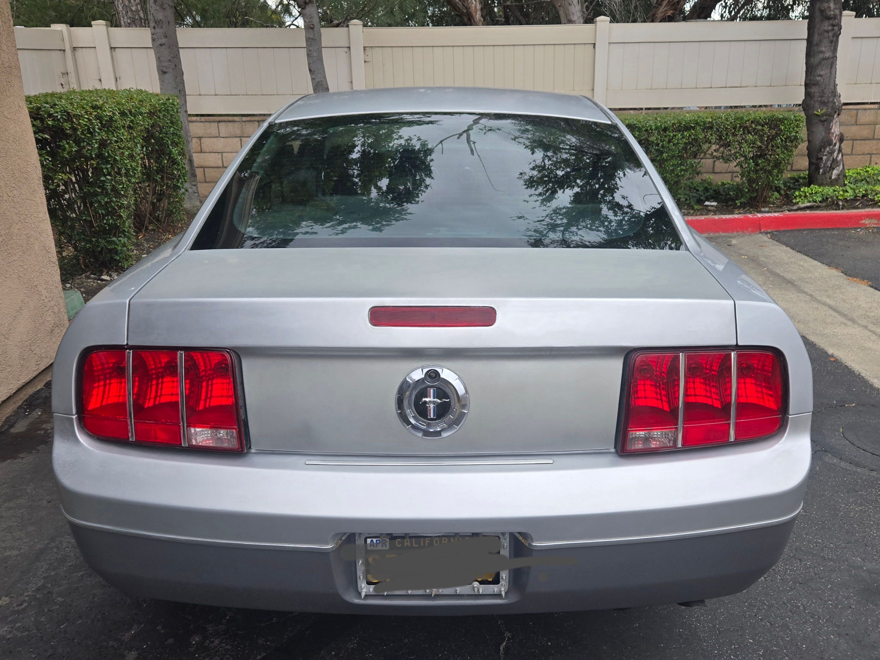 Used 2005 Ford Mustang Coupe RWD image 17