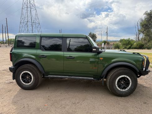 Used 2025 Ford Bronco Badlands AWD/4WD image 6