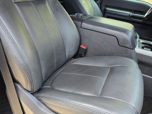 Used 2016 Ford F350 Platinum w/ FX4 Off-Road Package image 5