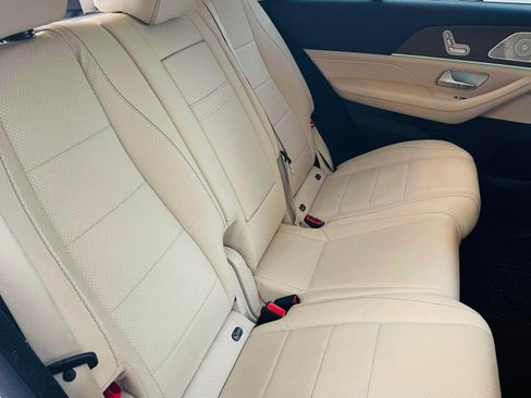 Used 2021 Mercedes-Benz GLE 350 4MATIC image 10