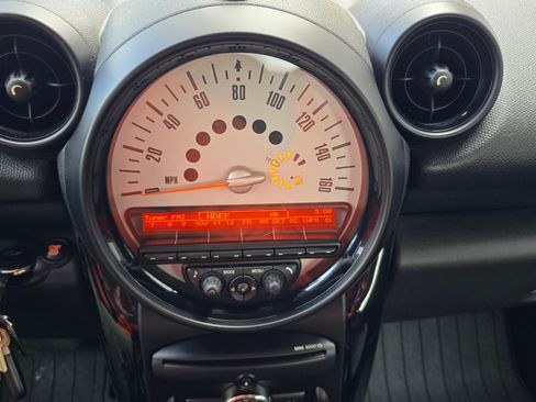 Used 2014 MINI Cooper Countryman image 18