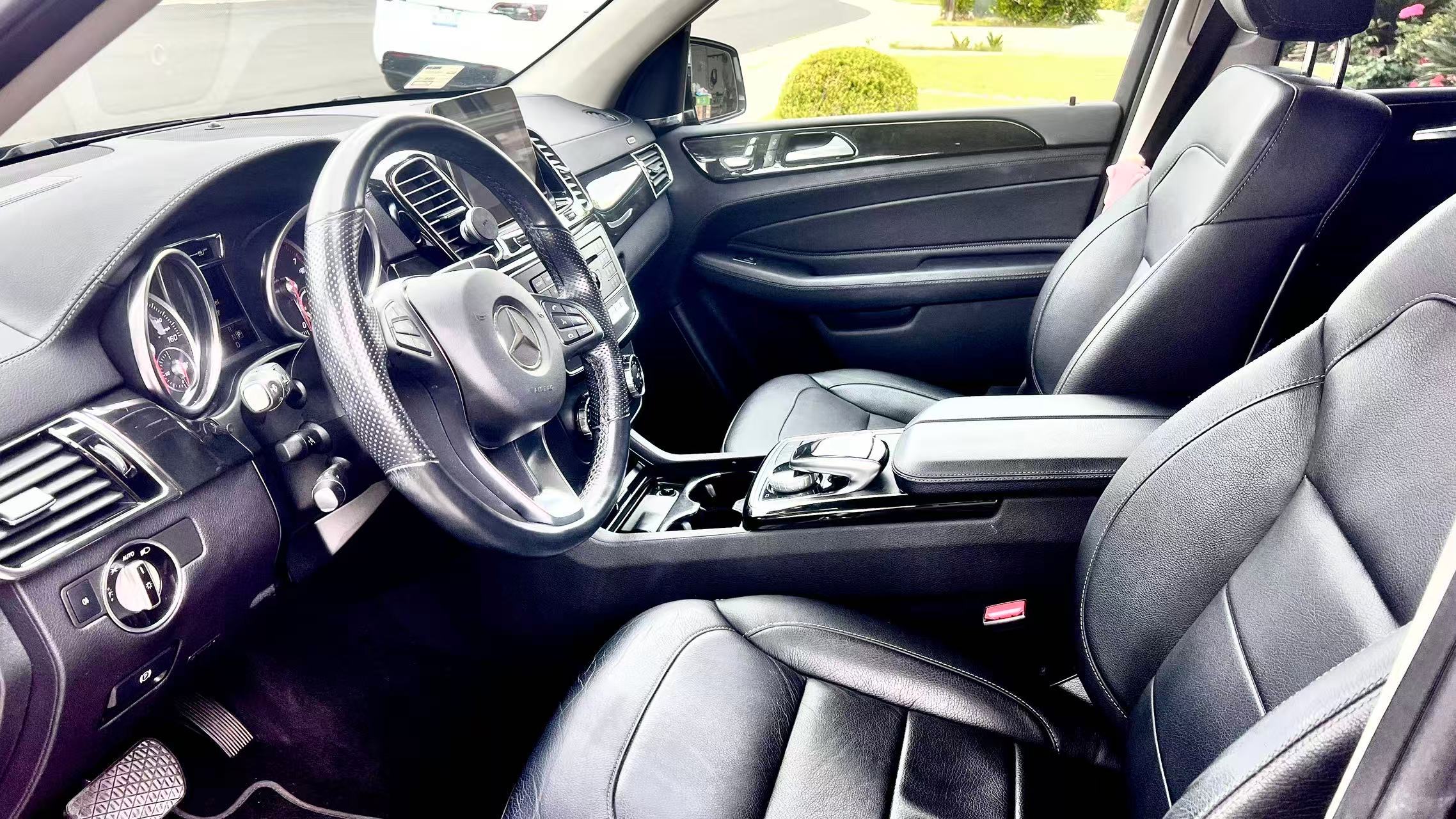 Used 2017 Mercedes-Benz GLE 550e image 6