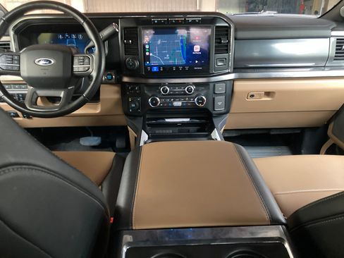 Used 2024 Ford F250 Lariat w/ Lariat Ultimate Package image 6