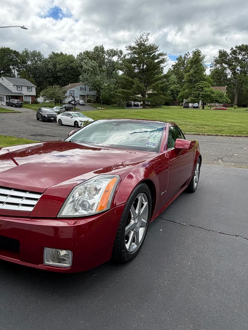 Used 2006 Cadillac XLR RWD image 6