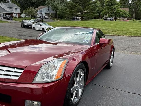 Used 2006 Cadillac XLR RWD image 6