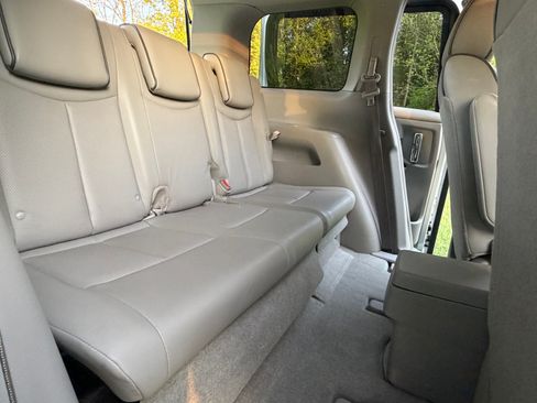 Used 2013 Nissan Quest SL FWD image 13
