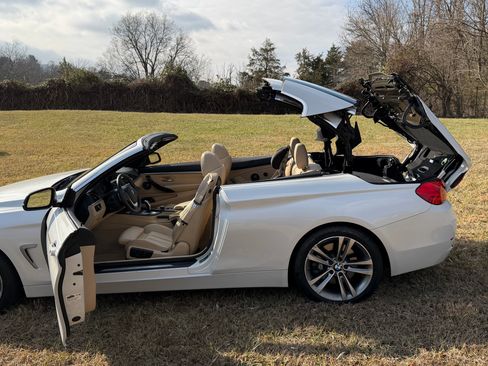 Used 2015 BMW 435i xDrive Convertible image 29