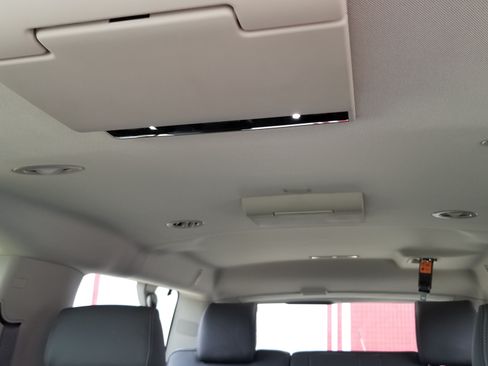Used 2019 GMC Yukon XL Denali w/ Open Road Package AWD/4WD image 4