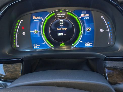 Used 2014 Cadillac ELR Coupe 2D w/ Luxury Package image 8