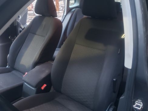 Used 2015 Volkswagen Tiguan S image 15