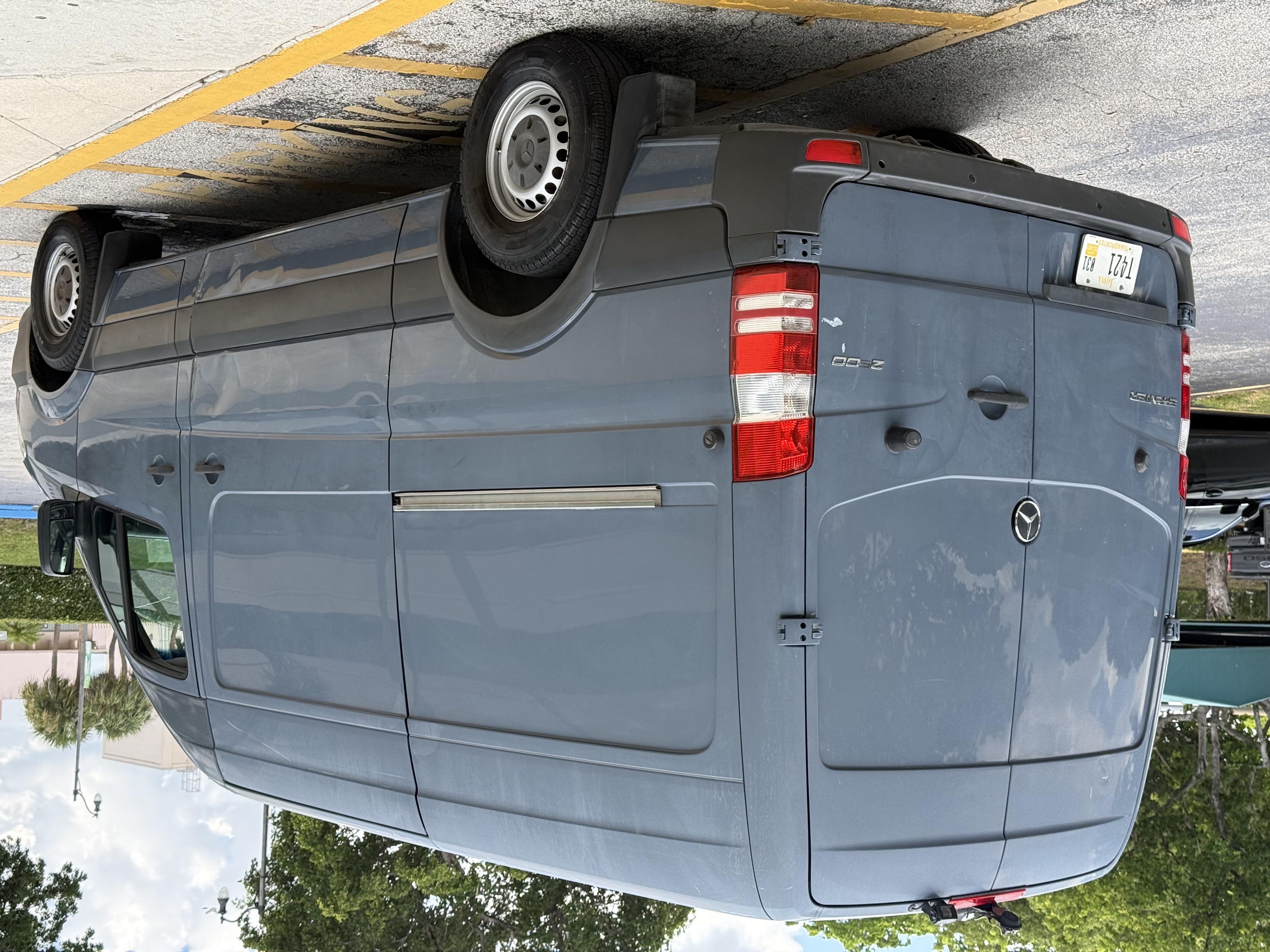 Used 2018 Mercedes-Benz Sprinter 2500 image 8