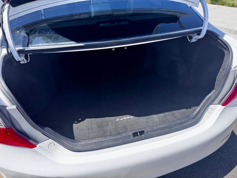 Used 2013 Toyota Camry SE FWD image 14