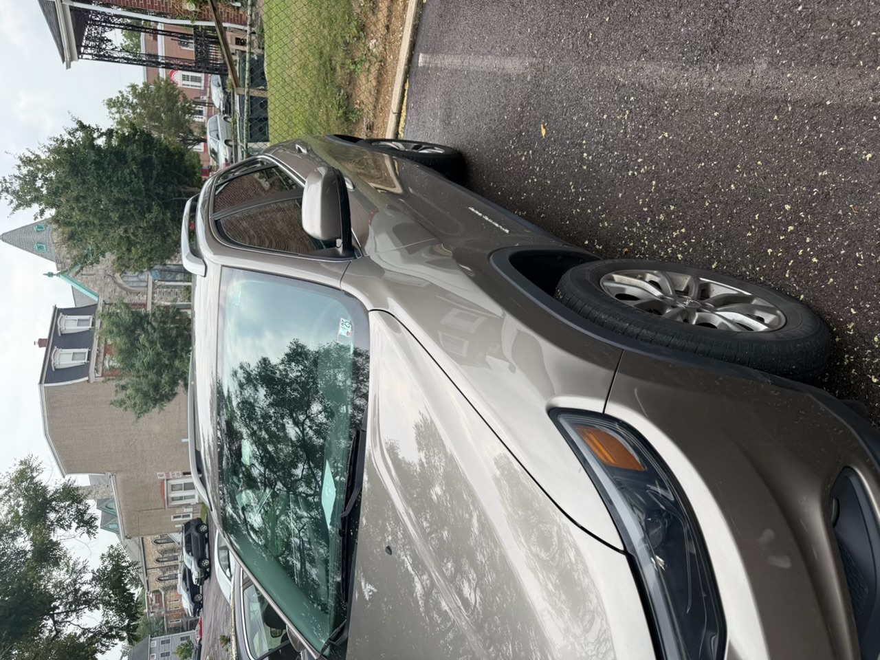Used 2020 Jeep Cherokee Latitude Plus AWD/4WD image 5