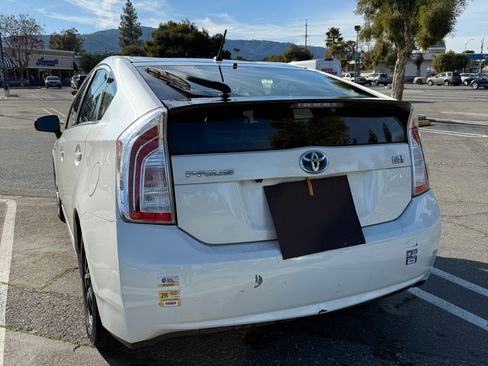 Used 2015 Toyota Prius Two image 4